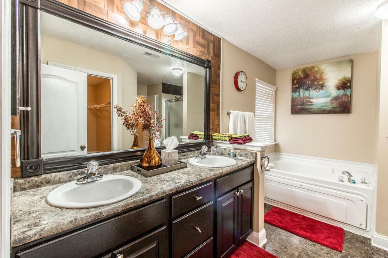 Villa Rockett! Your Sweet Home Away From Home! Huntsville Exterior foto